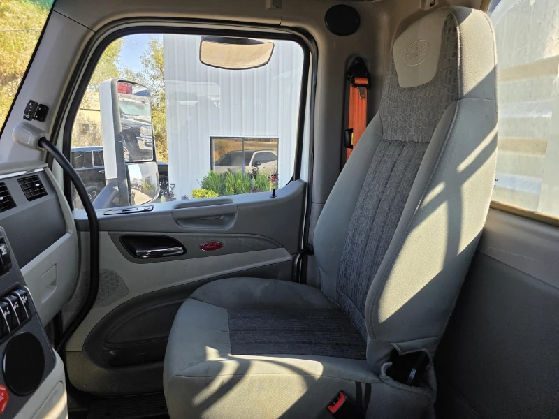 2019 PETERBILT 579