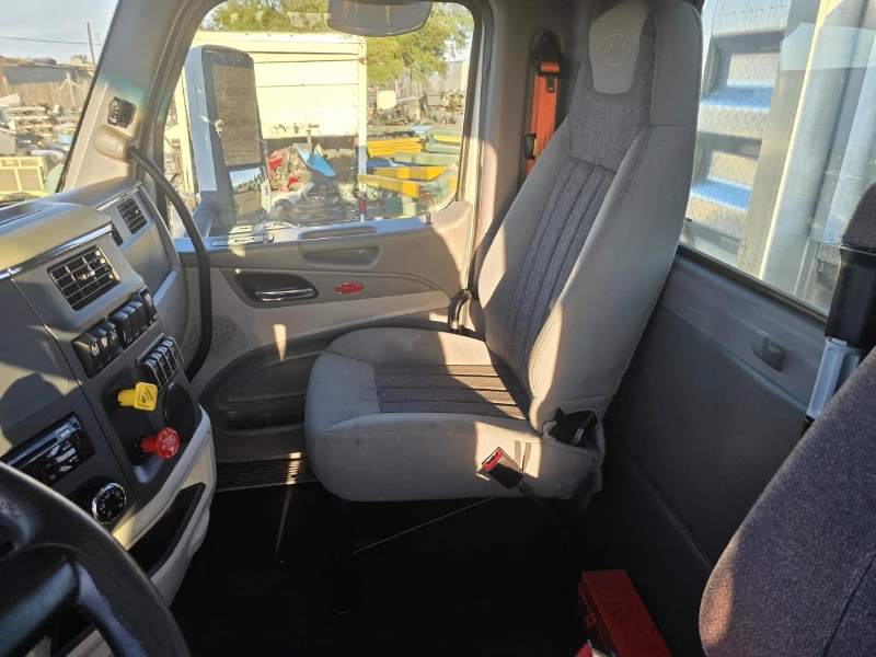 2019 PETERBILT 579