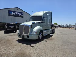 2021 KENWORTH T680
