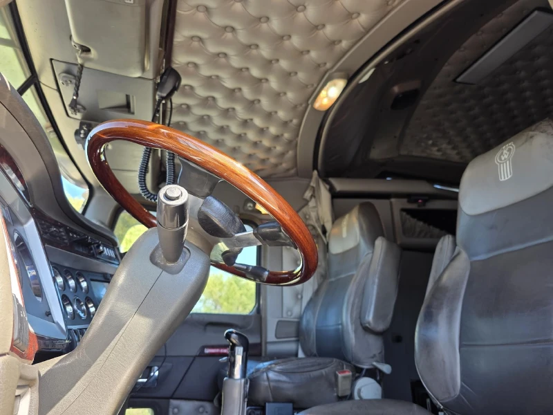 2014 KENWORTH W900L