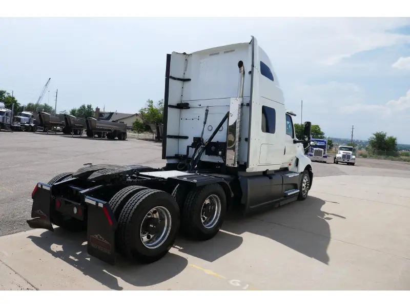 2019 INTERNATIONAL LT