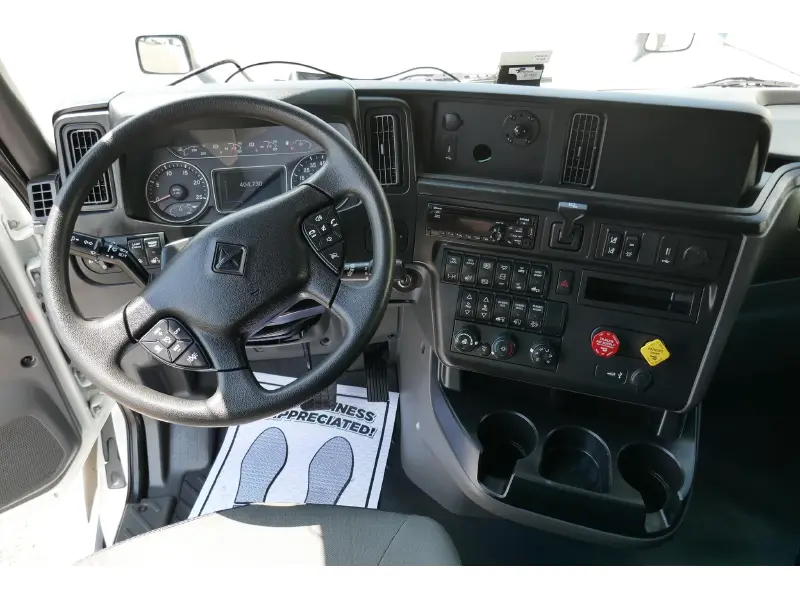 2019 INTERNATIONAL LT