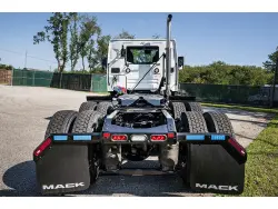 2026 MACK PINNACLE