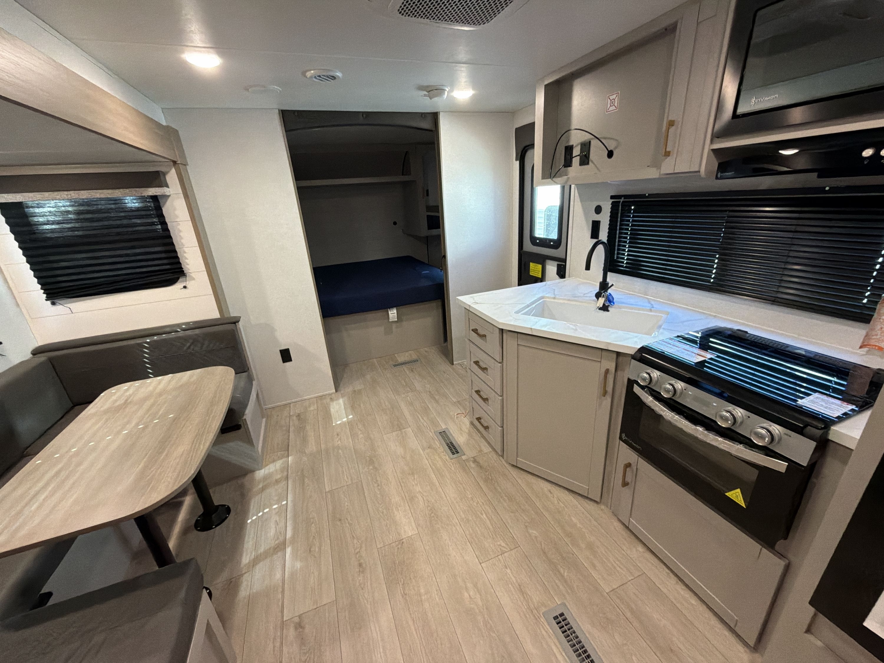 2027 Jayco JAY FLIGHT 245BHSW in reno NV