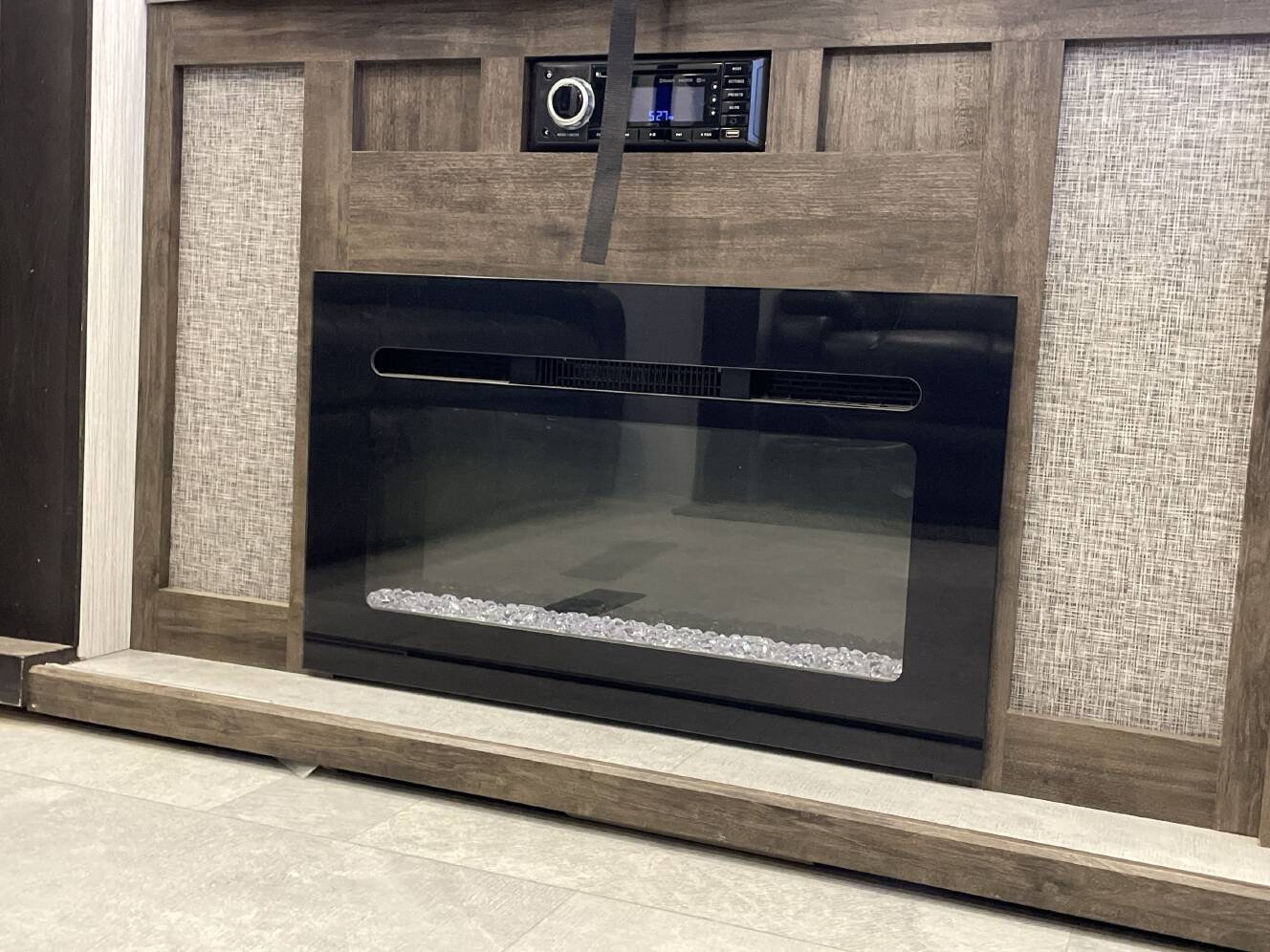 A photo of this 2021 Heartland ELKRIDGE 37BAR