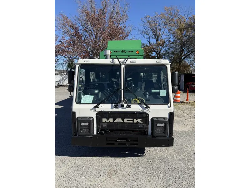 2026 MACK LR64R