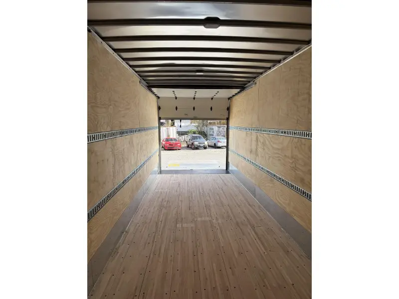 2026 HINO L6