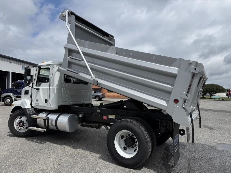 2026 MACK MD6
