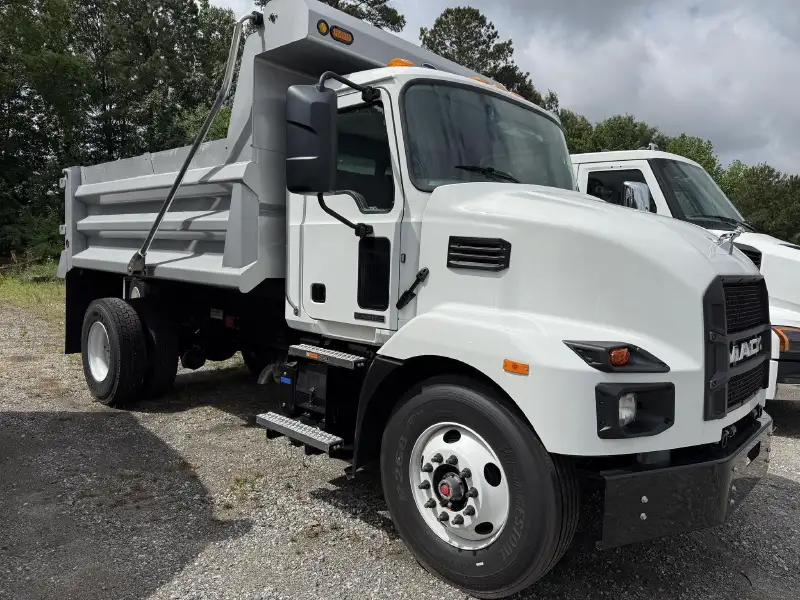 2026 MACK MD6