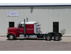 2021 PETERBILT 389