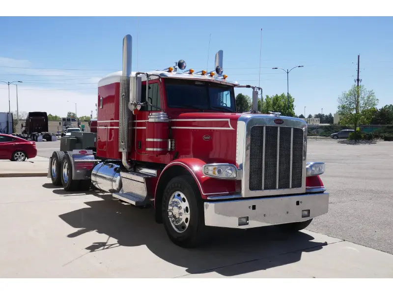 2020 PETERBILT 389