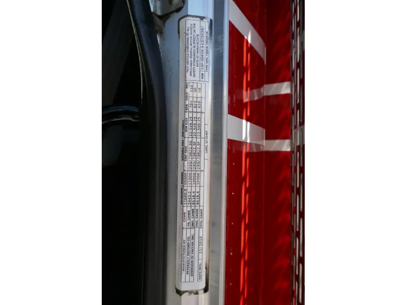 2020 PETERBILT 389