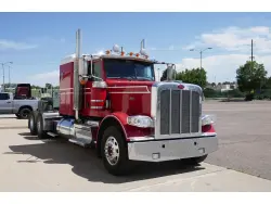 2019 PETERBILT 389