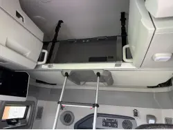 2027 VOLVO VNL64T860