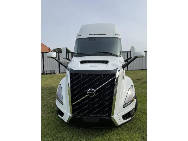2027 VOLVO VNL64T860