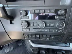 2027 VOLVO VNL64T860