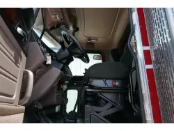 2020 PETERBILT 389