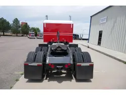 2019 PETERBILT 389