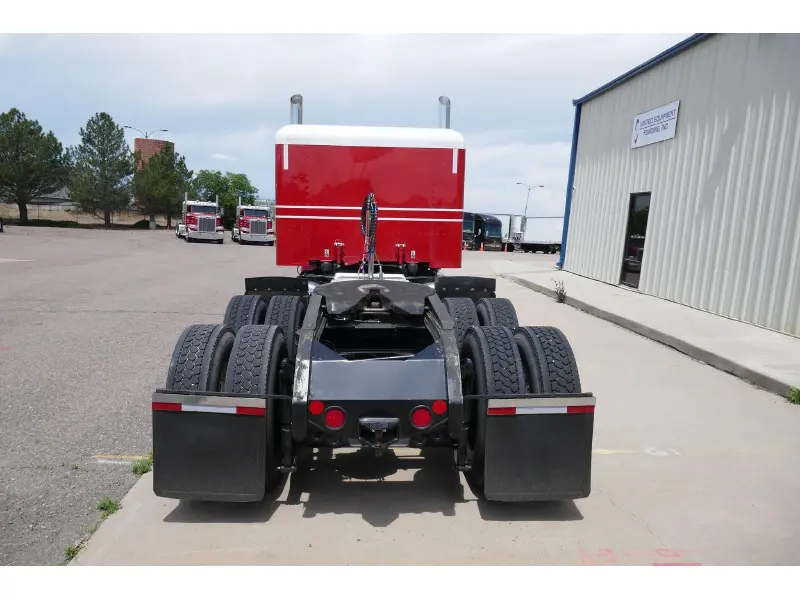 2019 PETERBILT 389