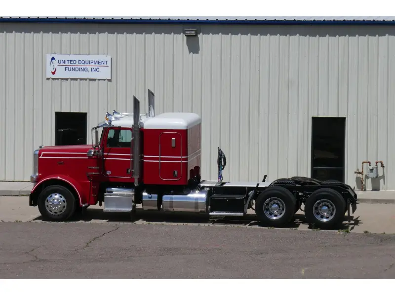 2021 PETERBILT 389