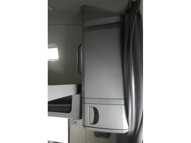 2019 INTERNATIONAL LT