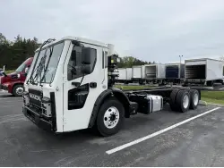 2026 MACK LR613