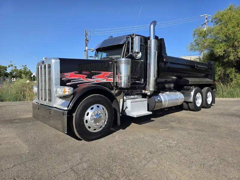 2014 PETERBILT 388