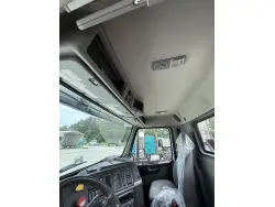 2023 VOLVO VNL64T300