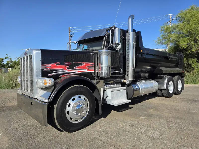 2014 PETERBILT 388