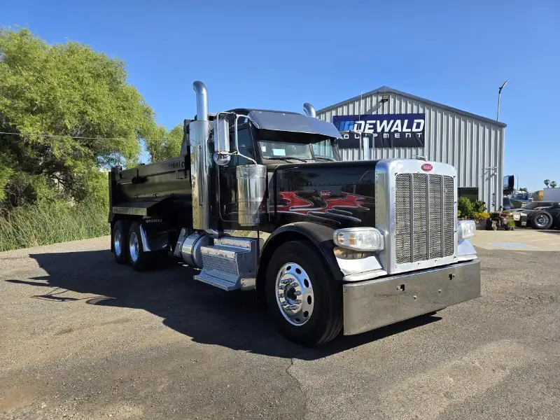 2014 PETERBILT 388