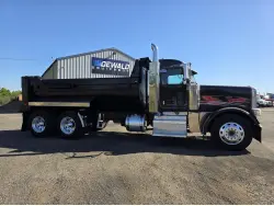 2014 PETERBILT 388