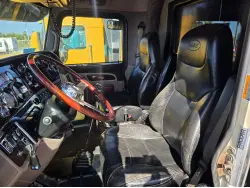 2014 PETERBILT 388