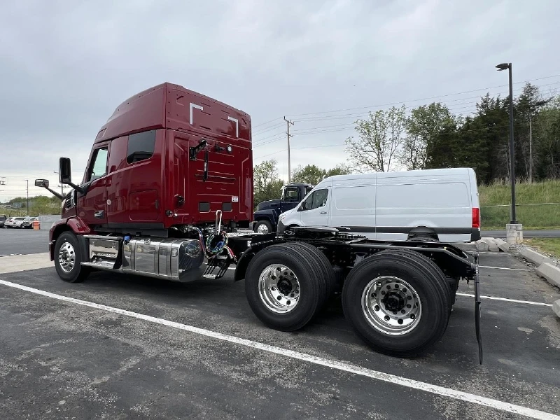 2027 MACK ANTHEM 64T