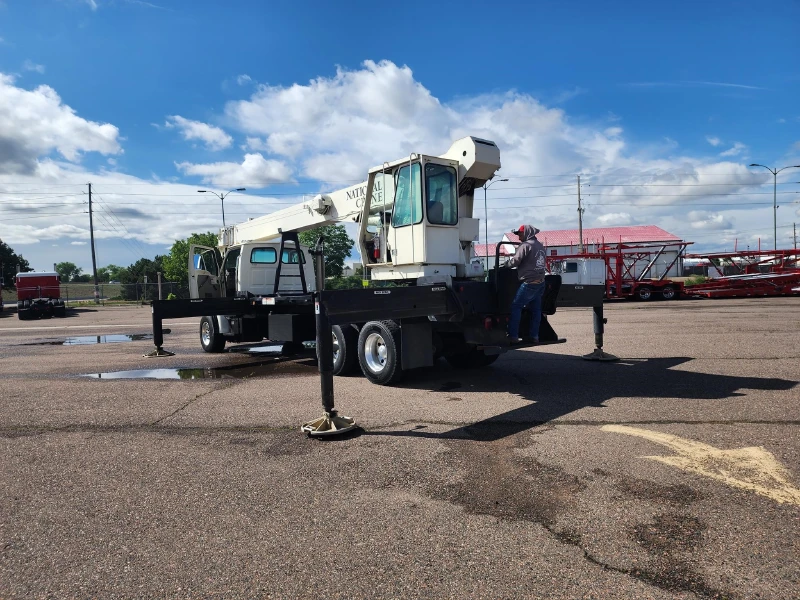 2000 NATIONAL 1300