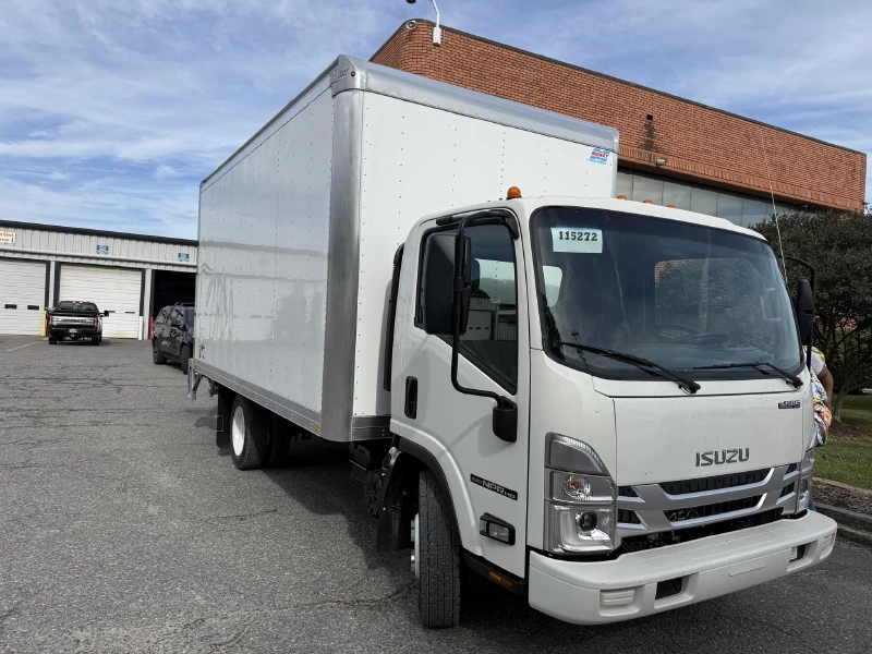 2026 ISUZU NPR HD