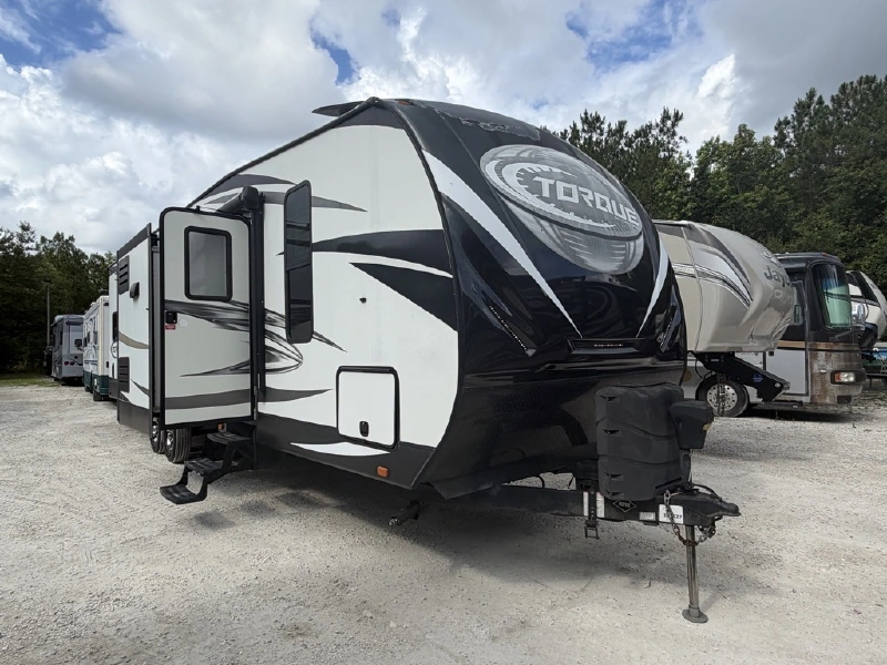 2017 HEARTLAND TORQUE T31