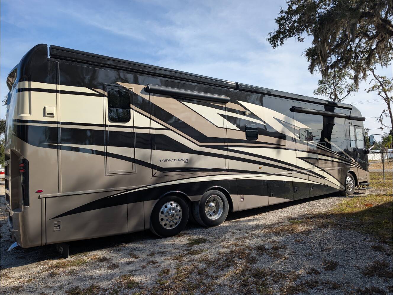 A photo of this 2020 Newmar VENTANA 4002