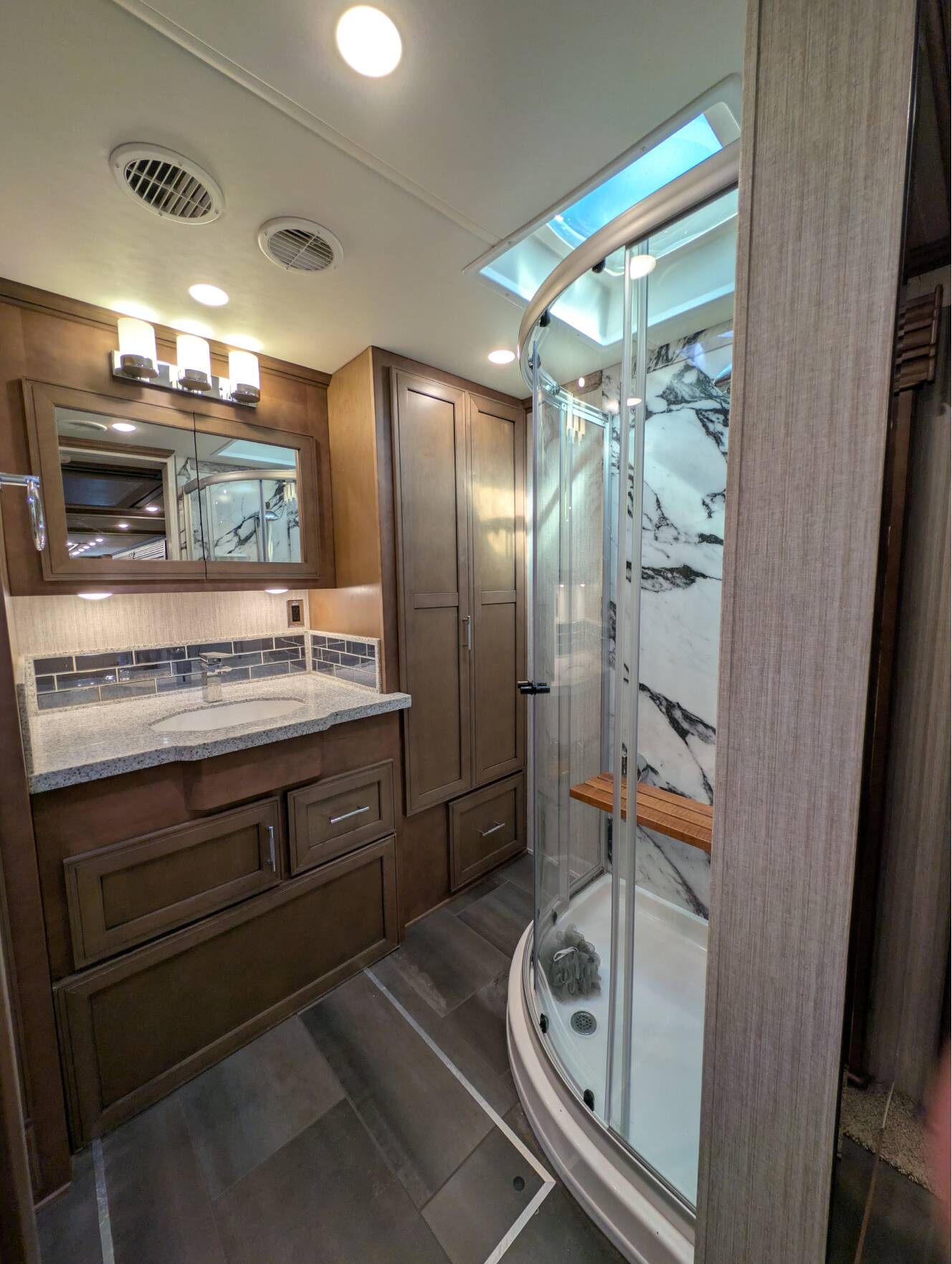 A photo of this 2020 Newmar VENTANA 4002