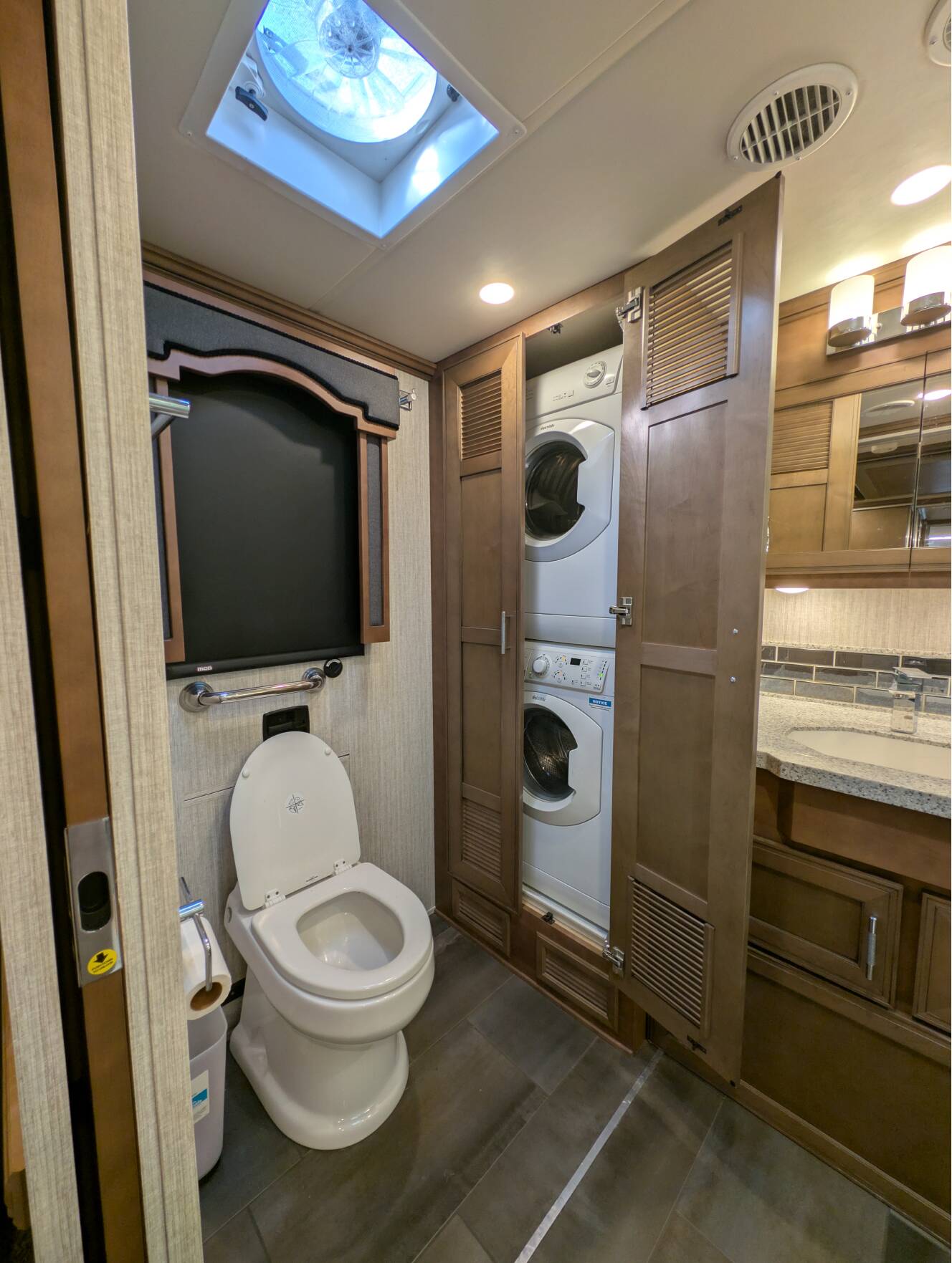 A photo of this 2020 Newmar VENTANA 4002