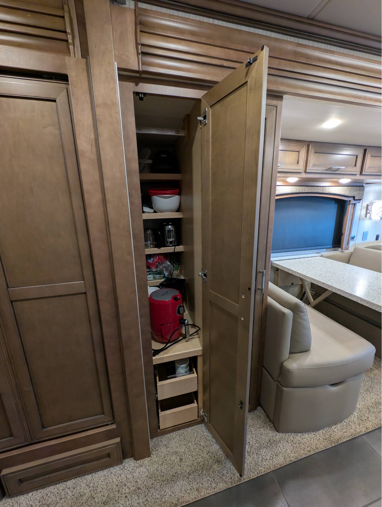 A photo of this 2020 Newmar VENTANA 4002