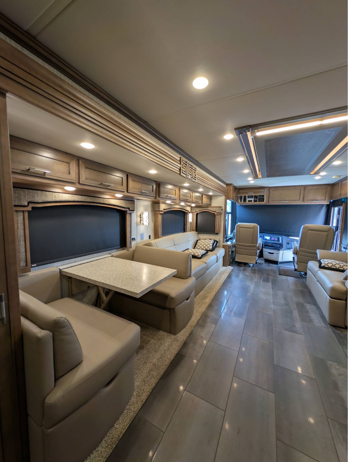 A photo of this 2020 Newmar VENTANA 4002