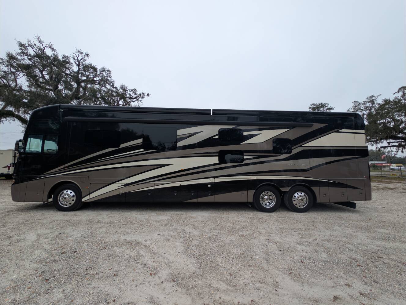 A photo of this 2020 Newmar VENTANA 4002