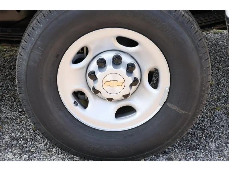 2025 CHEVROLET Express 2500