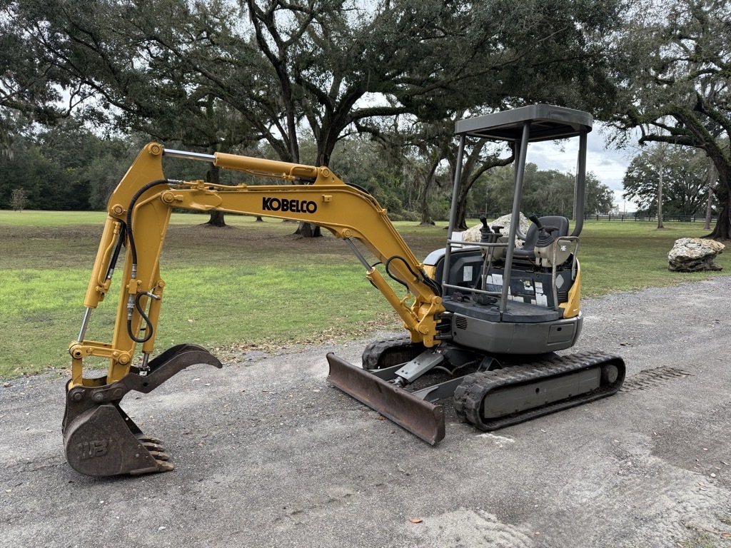KOBELCO SK25SR 2 in Zephyrhills, FL