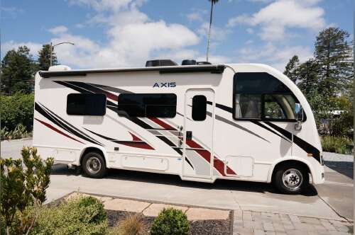 2022 Thor Motor Coach AXIS 24 3 in santa cruz CA