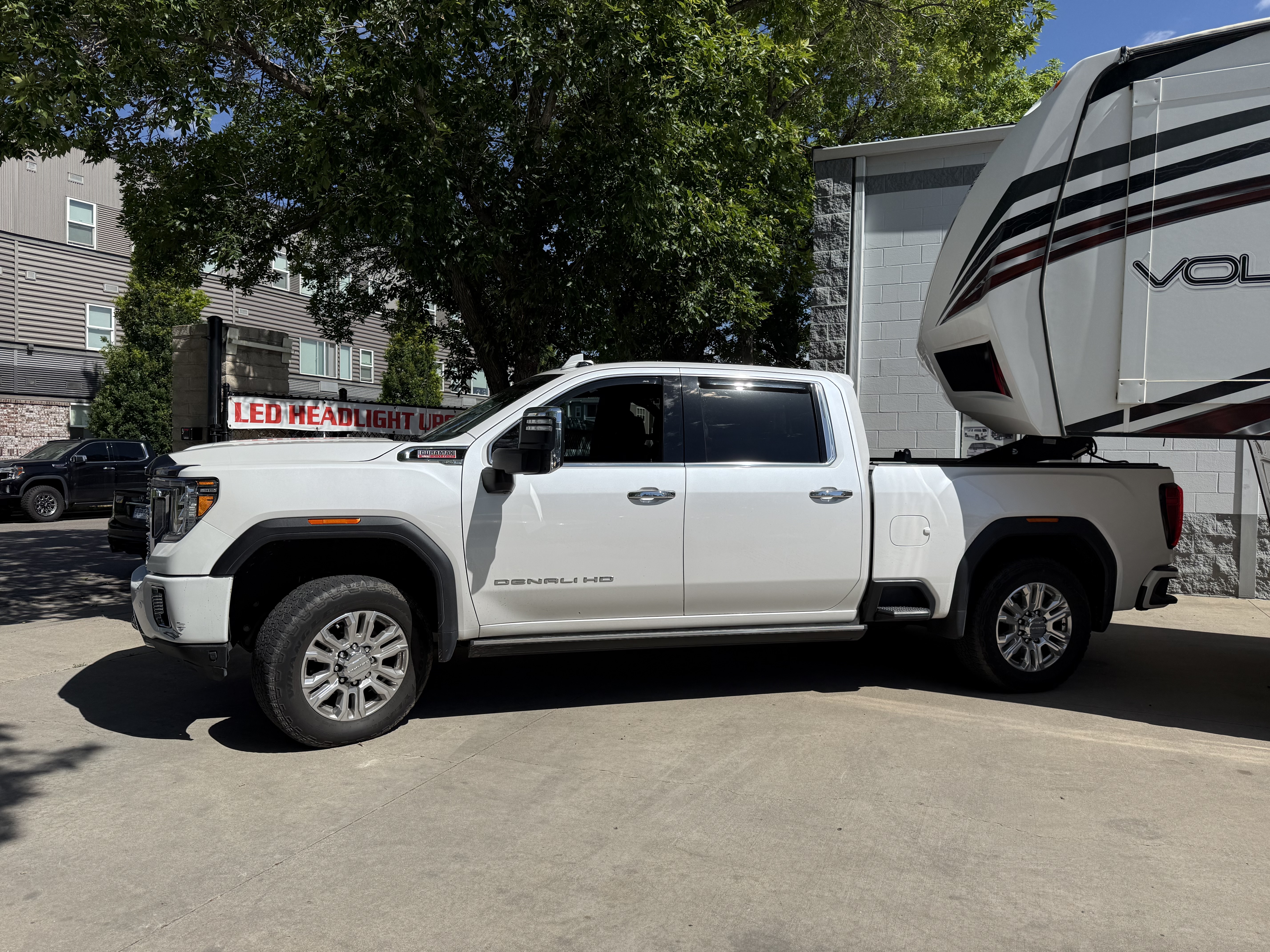 2014 Dutchmen VOLTAGE EPIC 3605 in englewood CO
