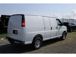 2025 CHEVROLET Express 3500
