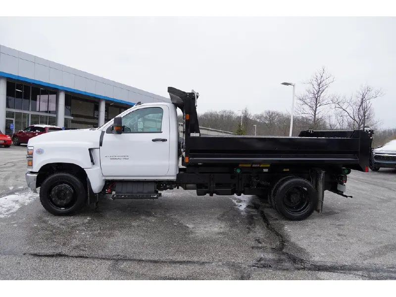 2024 CHEVROLET Silverado 6500HD