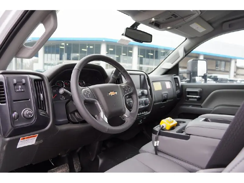 2024 CHEVROLET Silverado 6500HD