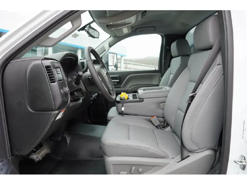 2024 CHEVROLET Silverado 6500HD